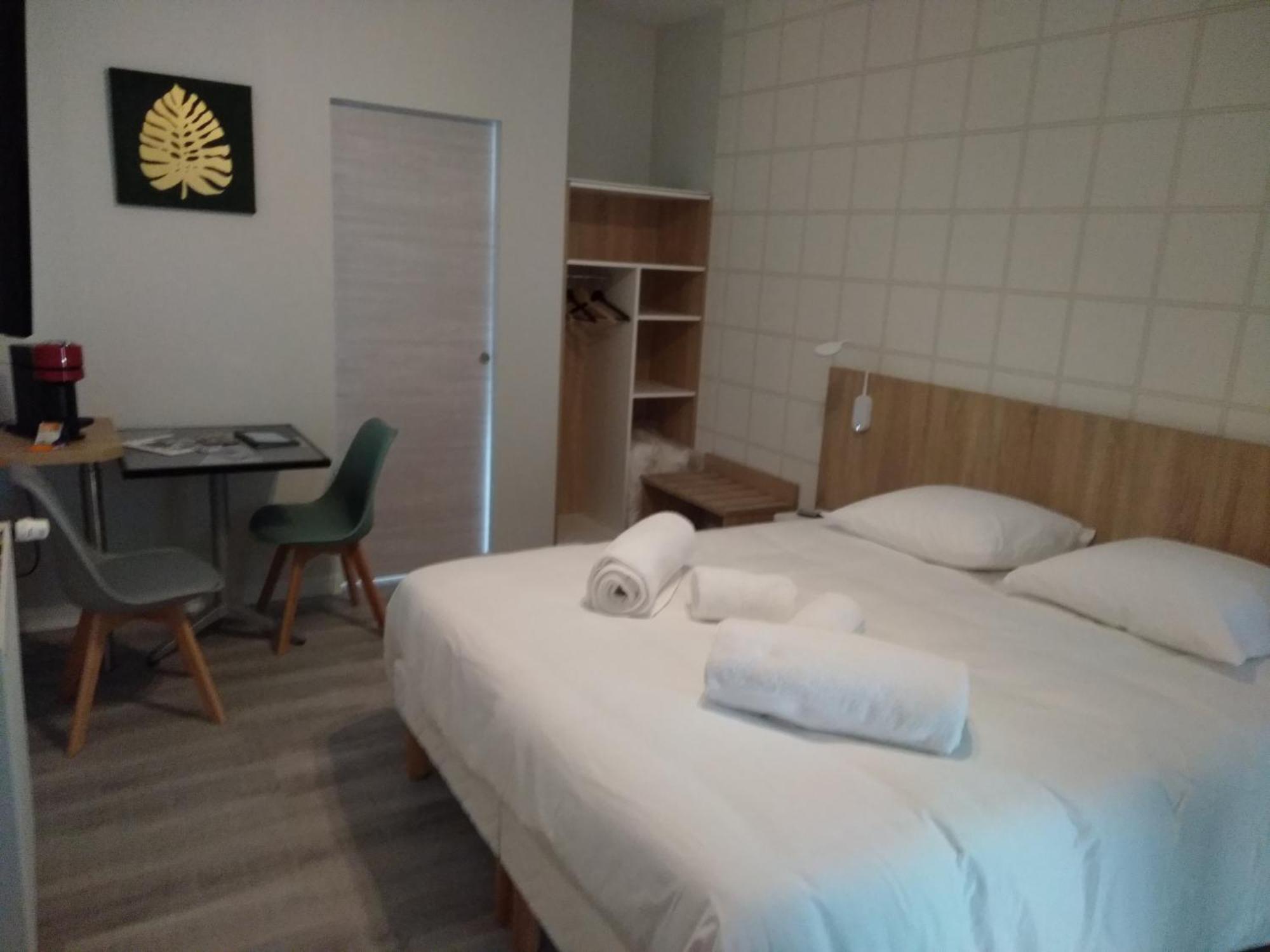 Malicorn' Appart-Hotel Malicorne-sur-Sarthe Zimmer foto